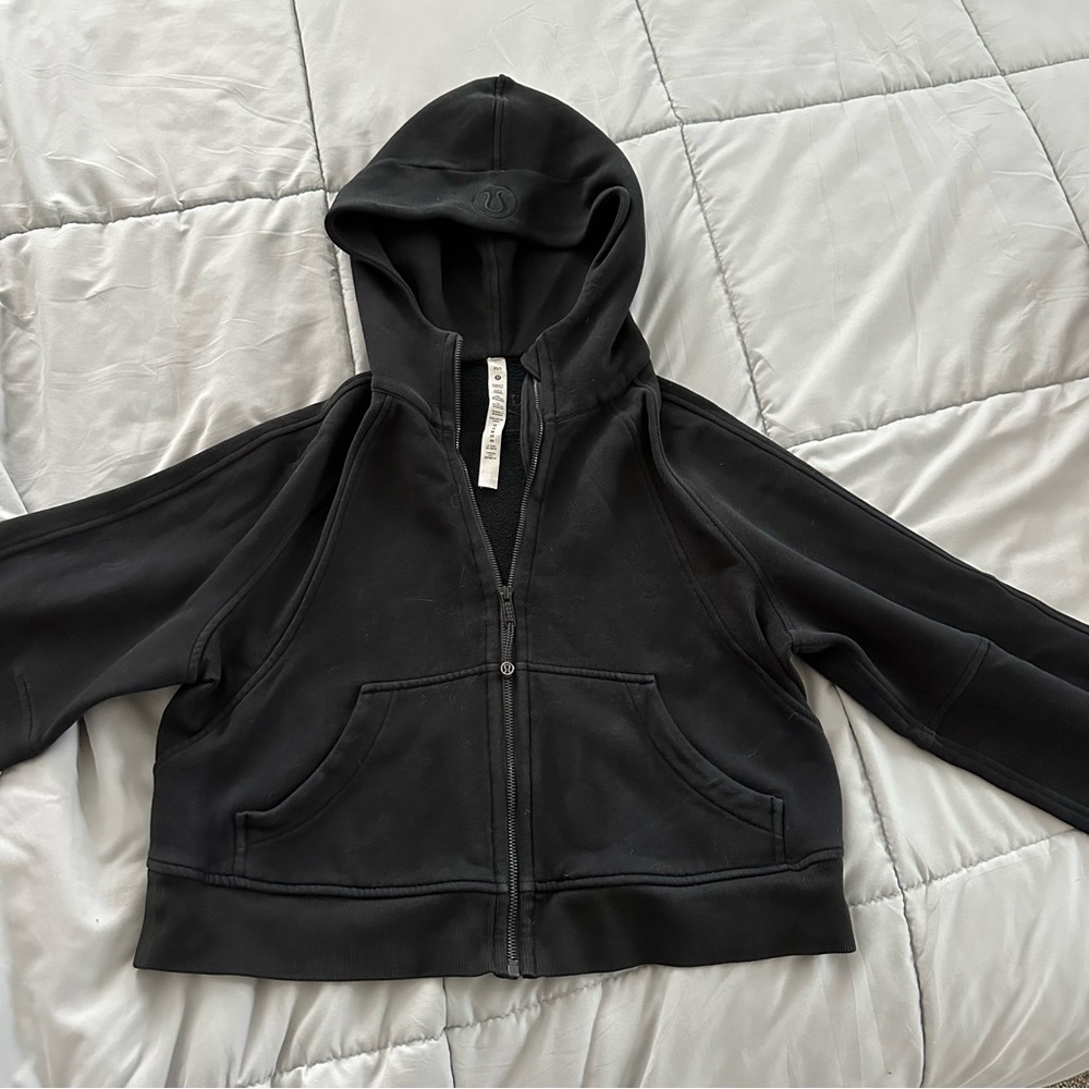 XS/S lululemon full zip scuba hoodie